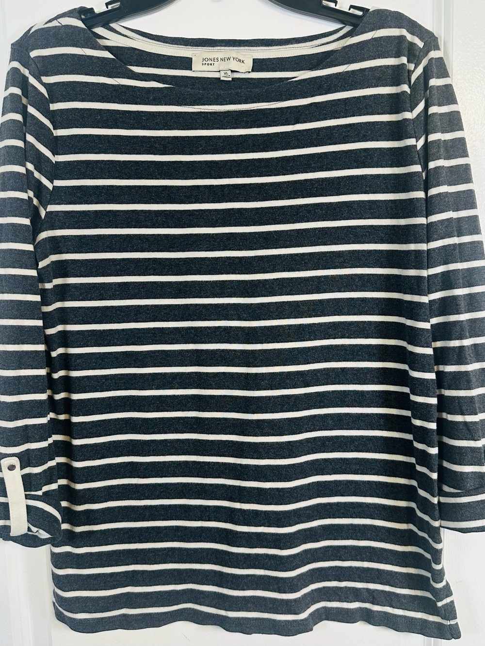 Jones New York Sport Women’s XL Gray/White Striped Boat Neck 3/4 Knit Tee